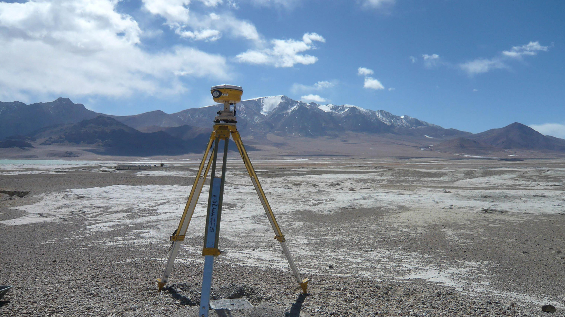 中航沖擊式壓路機banner