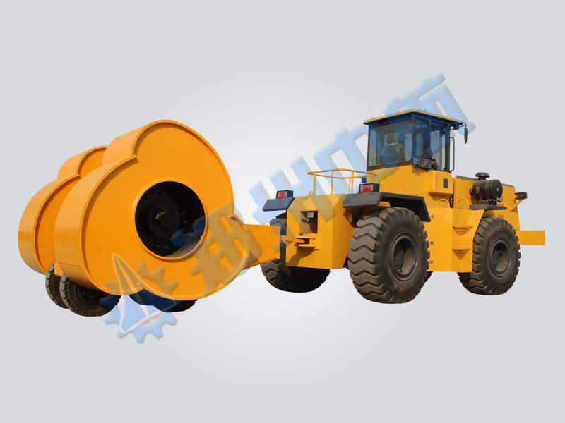 拖式沖擊壓路機