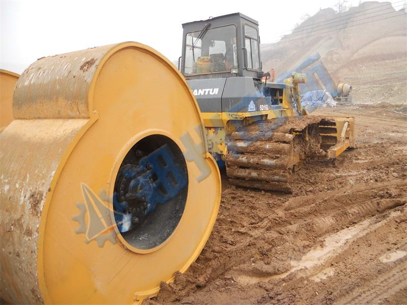 中航沖擊式壓路機駐四川成都辦事處