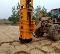 云南宜賓至畢節高速公路威信至鎮雄段液壓夯實機施工案例